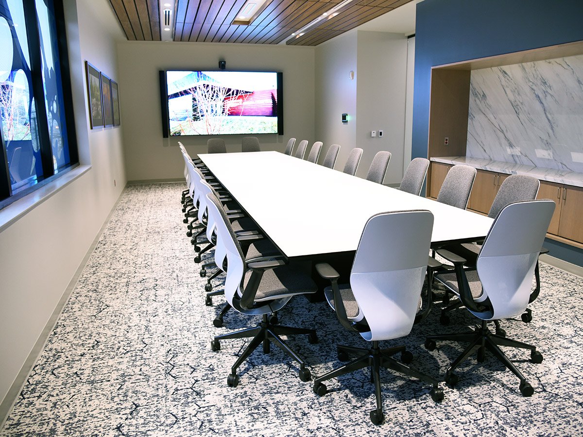Conference & Meeting Tables