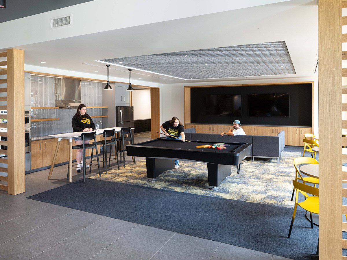 Stearns-Residence-Hall-at-WSC-12_rfw